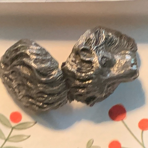 Tiffany & Co. rare lion pillbox - Picture 4 of 4